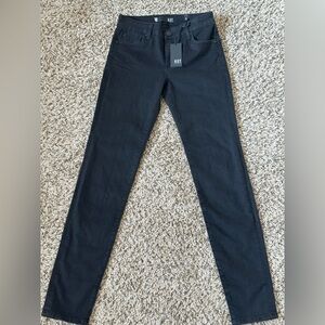 Kut from the Kloth black Denim Pants
Size 0
Brand Kut
Color Black